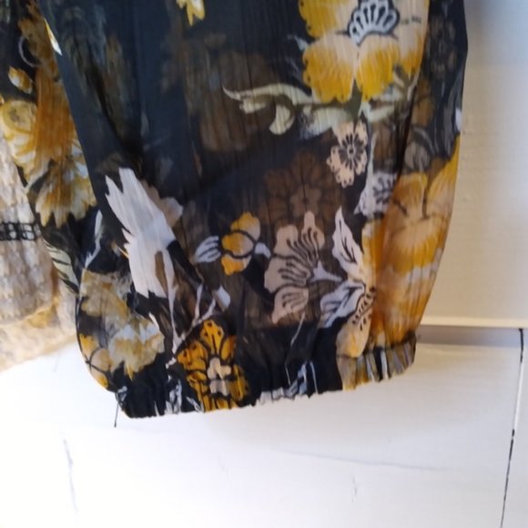 Hyba Womens Workout V-Neck Pink Workout Top Size Medium - Picture 5 of 10